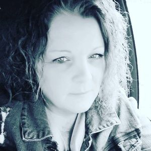 Meet your Posher, Shay